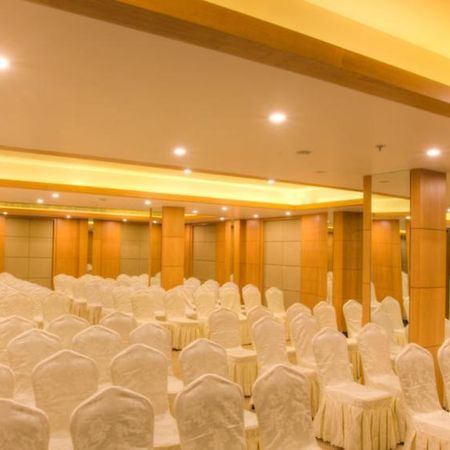 The Atrium Boutique Hotel Майсур Экстерьер фото