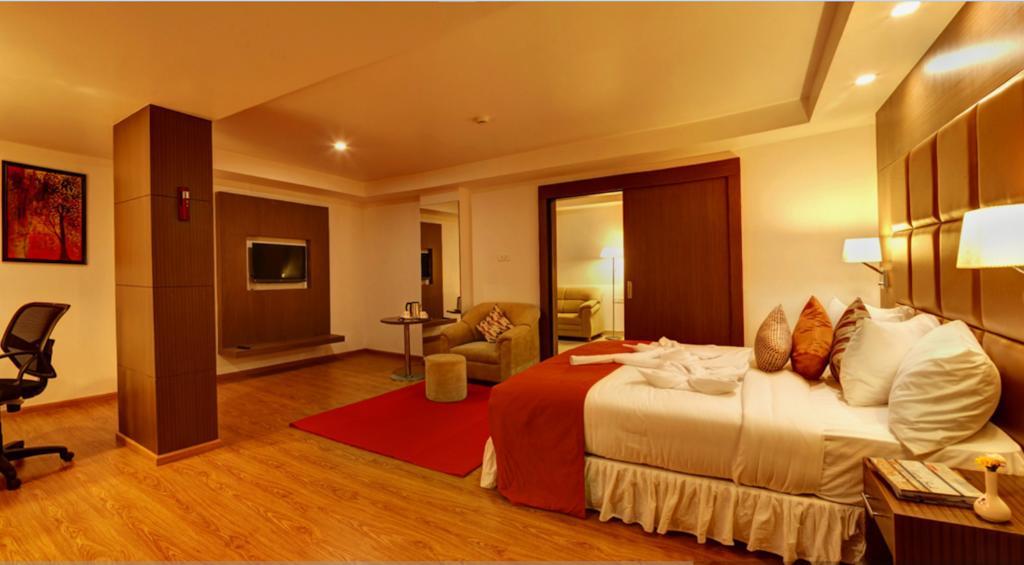 The Atrium Boutique Hotel Майсур Номер фото