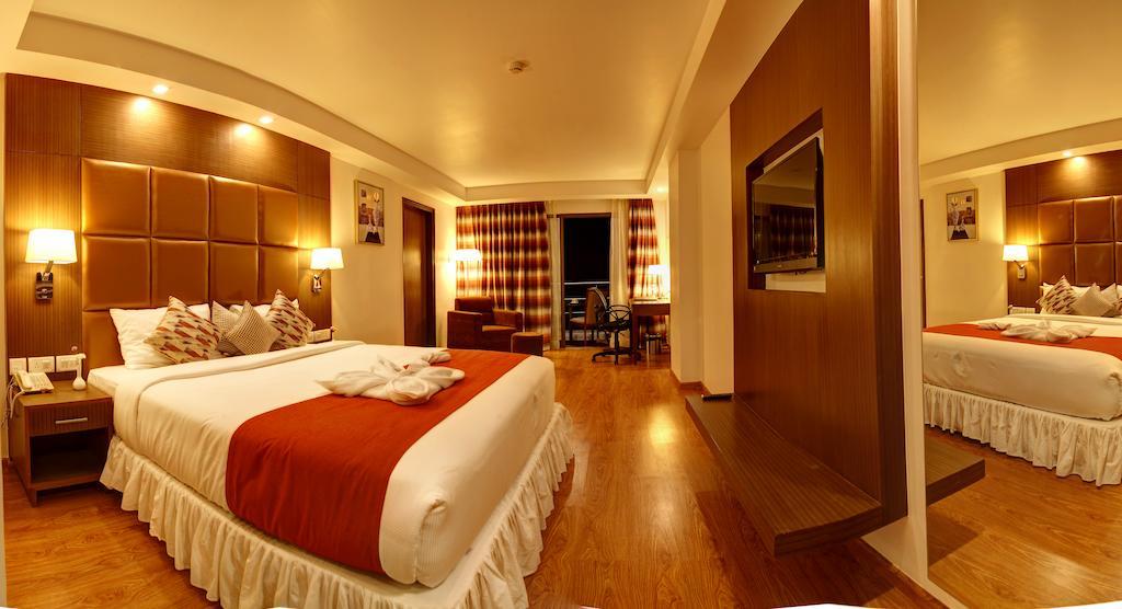 The Atrium Boutique Hotel Майсур Номер фото