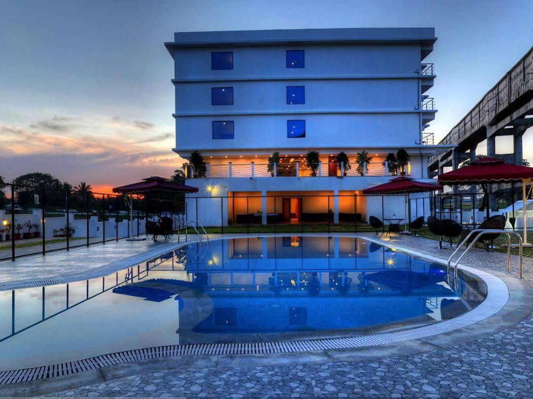 The Atrium Boutique Hotel Майсур Экстерьер фото